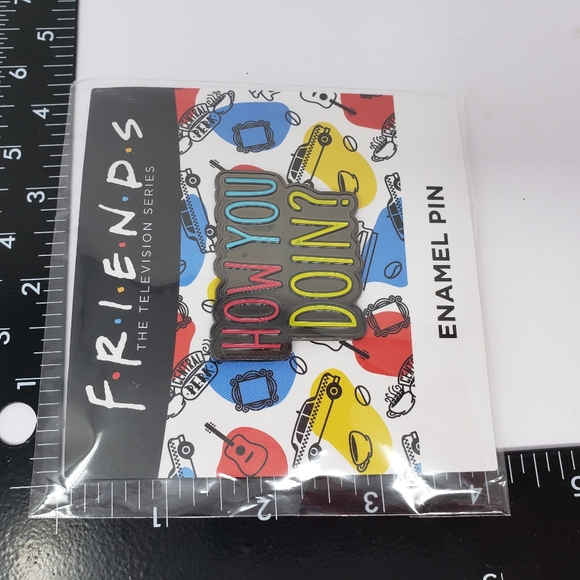 Friends TV Show How You Doin Enamel Pin Button - Picture 2 of 7